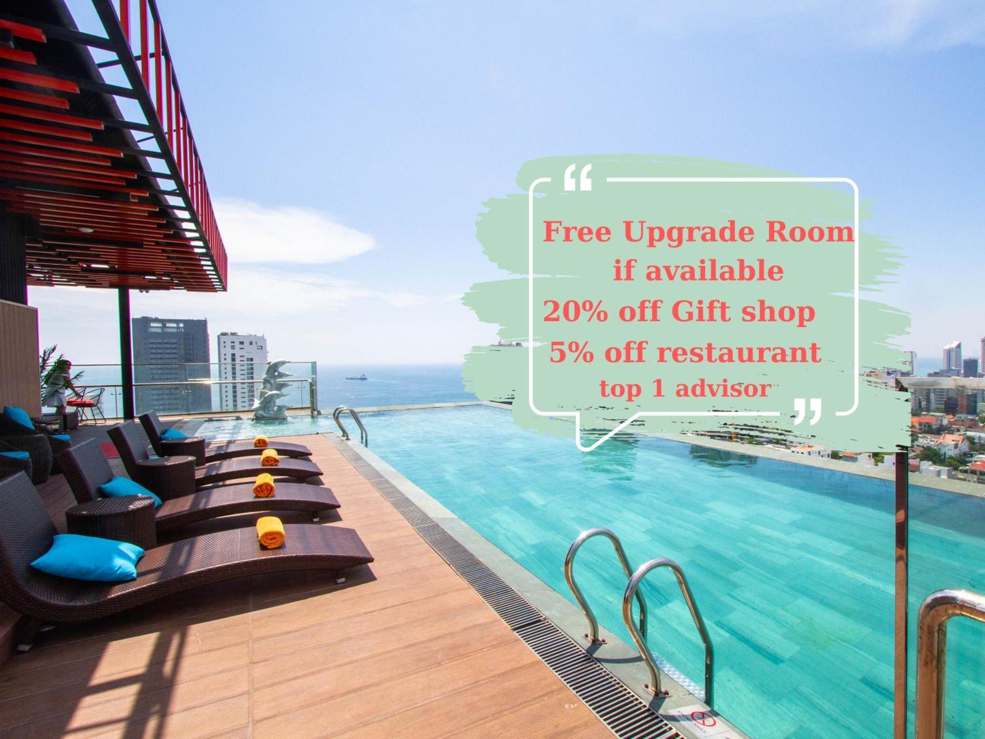 Cordial Beach Hotel Da Nang Exteriör bild