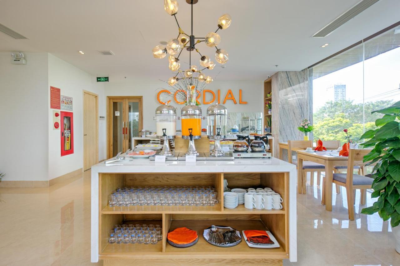 Cordial Beach Hotel Da Nang Exteriör bild